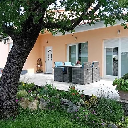 Σπίτι διακοπών In 5170 Grižane
